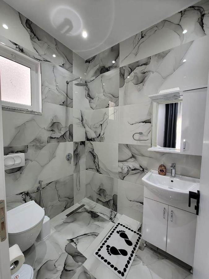 Luxury Room'S By Lika Sarandë Exteriér fotografie